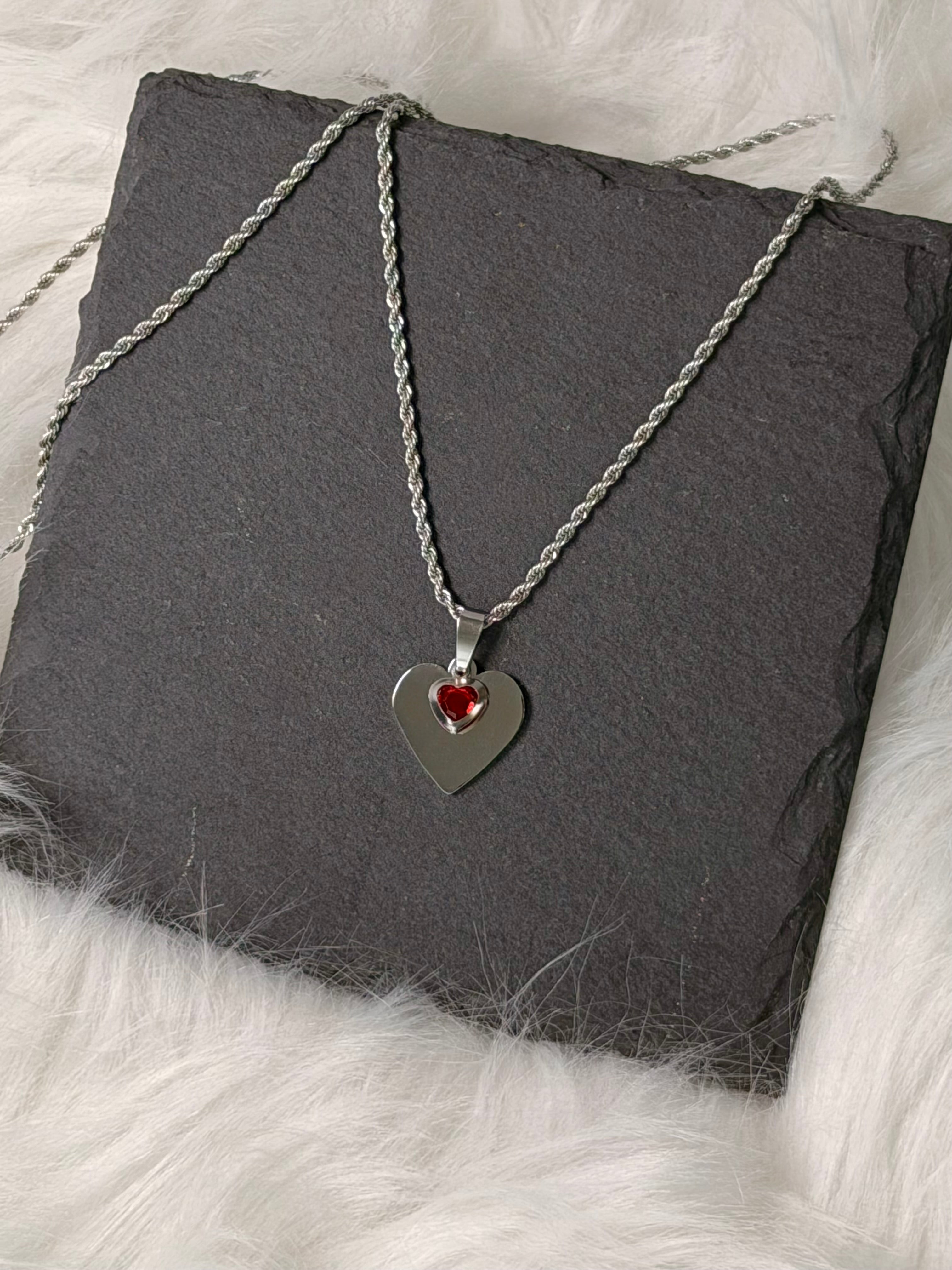 Heart Pendant Necklace with Couple Silhouette in 316L Stainless Steel