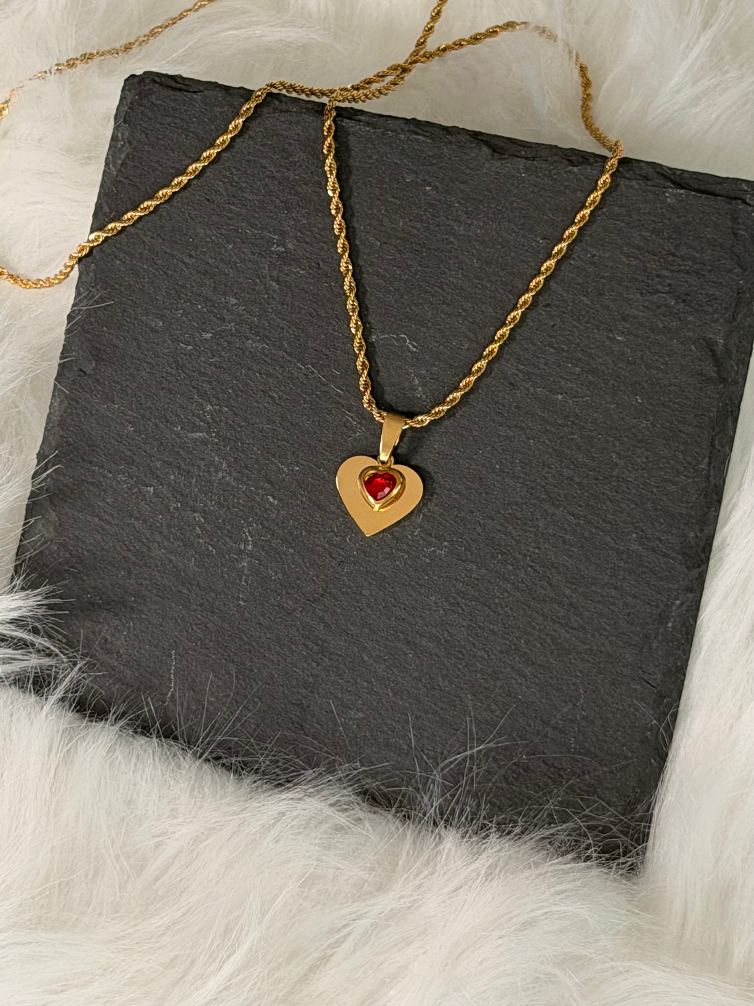 Heart Pendant Necklace with Couple Silhouette in Stainless Steel