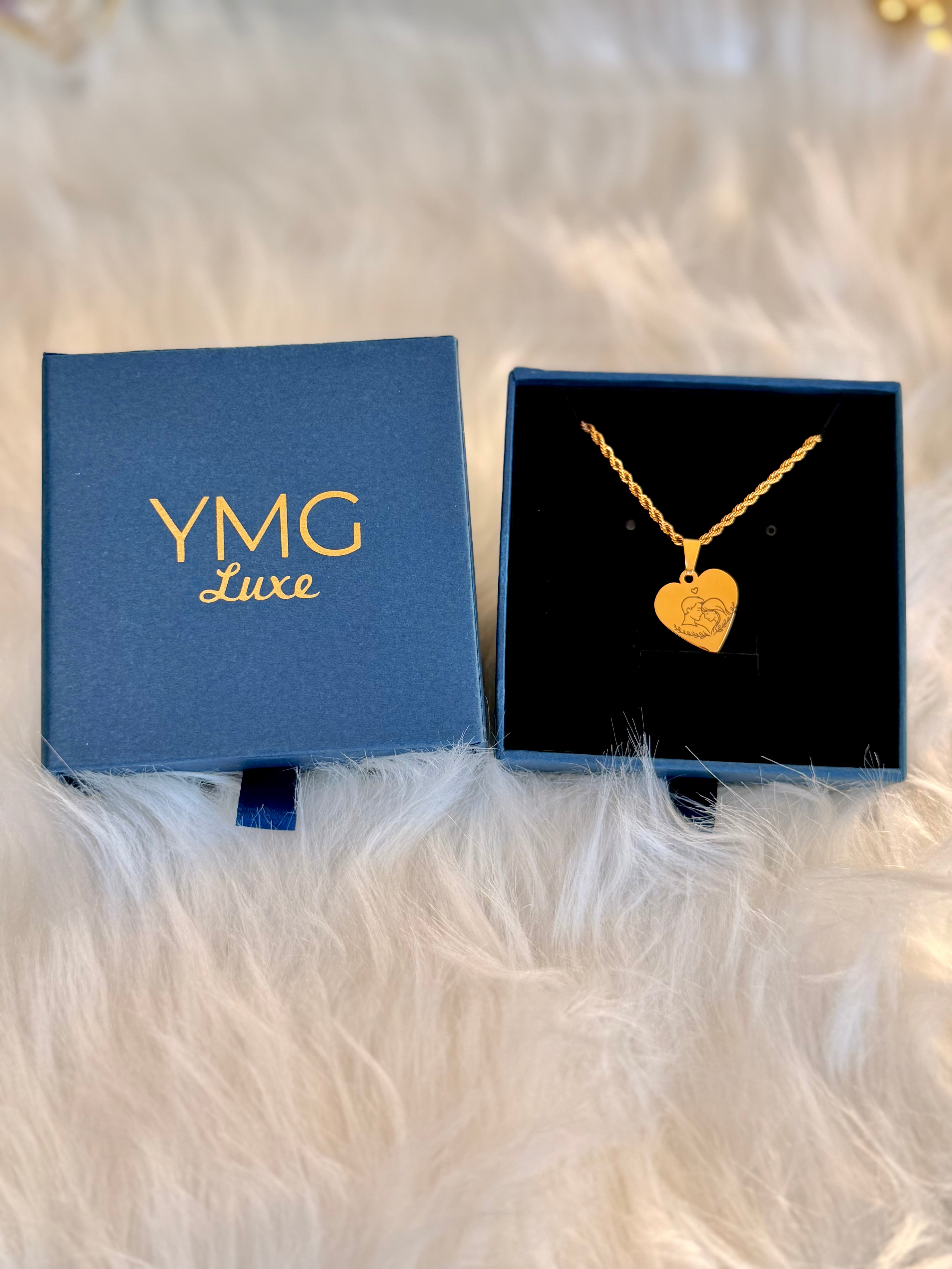 Heart Pendant Necklace with Couple Silhouette in 316L Stainless Steel
